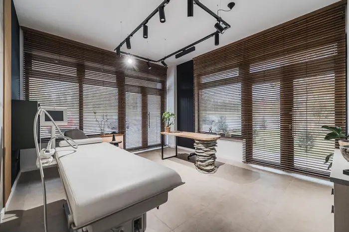 Cabină de tratament luminoasă, cabinet Adrett Beauty Med